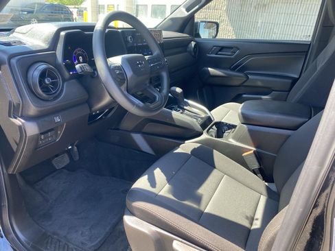 Used 2026 Chevrolet Colorado Trail Boss AWD/4WD image 15
