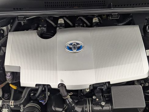 Used 2019 Toyota Prius XLE FWD image 9