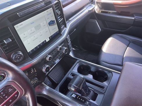 Certified 2022 Ford F150 Lariat w/ Equipment Group 502A High image 23