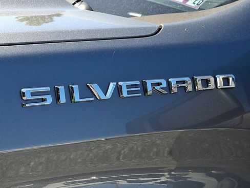 Used 2022 Chevrolet Silverado 1500 Custom AWD/4WD image 22