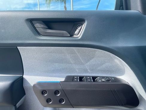 New 2026 Ford Maverick XLT image 18