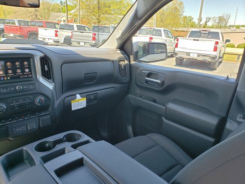 New 2026 Chevrolet Silverado 1500 Custom Trail Boss w/ Dark Appearance Package AWD/4WD image 33