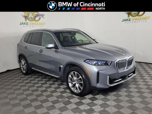 Certified 2026 BMW X5 xDrive40i AWD/4WD image 1