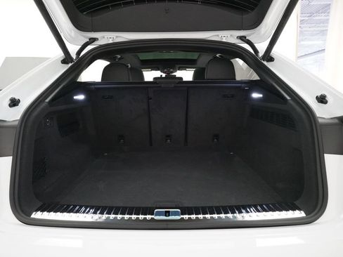 New 2026 Audi Q8 Premium Plus image 10