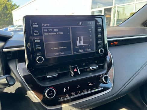 Used 2020 Toyota Corolla SE w/ Carpet Mat Package (TMS) image 14