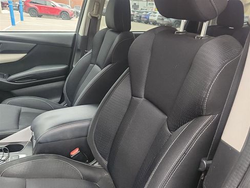 Used 2019 Subaru Ascent Premium w/ Popular Package #4 image 11
