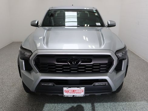 Used 2024 Toyota Tacoma TRD Off-Road AWD/4WD image 3