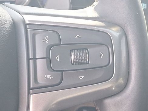 Used 2025 Chevrolet Silverado 1500 LTZ w/ LTZ Premium Package image 40