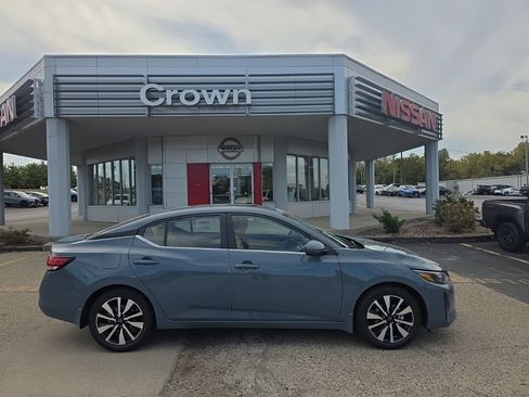 New 2025 Nissan Sentra SV w/ SV Premium Package image 2