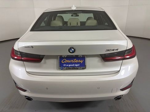 Used 2022 BMW 330i xDrive Sedan w/ Driving Assistance Package image 7
