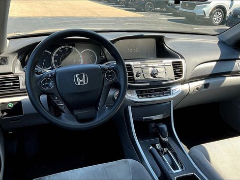Used 2014 Honda Accord EX image 5