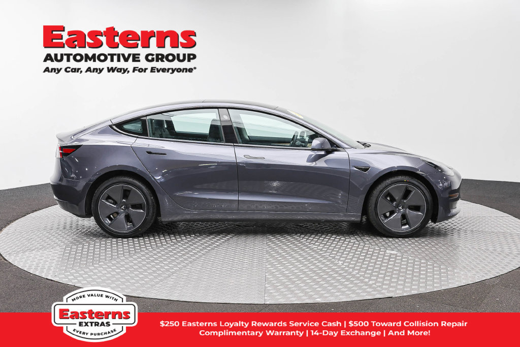 Used 2023 Tesla Model 3 Standard Range RWD image 5