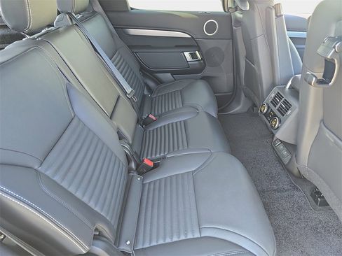New 2026 Land Rover Discovery Limited Edition image 11