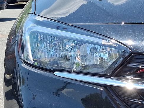 Certified 2020 Buick Encore GX Select w/ Experience Buick Package AWD/4WD image 9