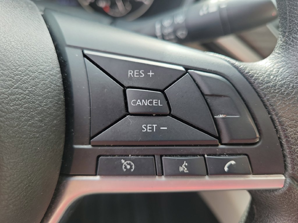 Used 2025 Nissan Altima 2.5 SV FWD image 26