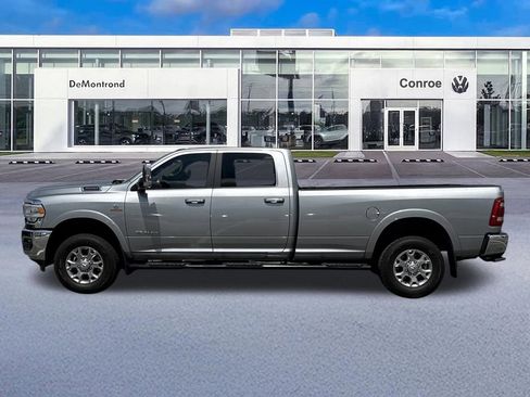 Used 2022 RAM 3500 Laramie AWD/4WD image 8