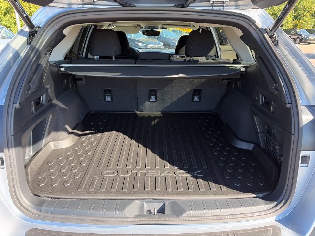 Certified 2025 Subaru Outback Premium w/ Popular Package #1A AWD/4WD image 19