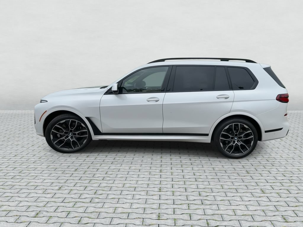 Used 2027 BMW X7 xDrive40i w/ Executive Package AWD/4WD image 5