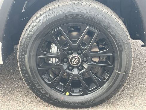 New 2026 Toyota Tundra SR5 image 10