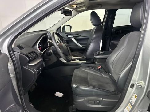 Used 2023 Mitsubishi Eclipse Cross SE image 11