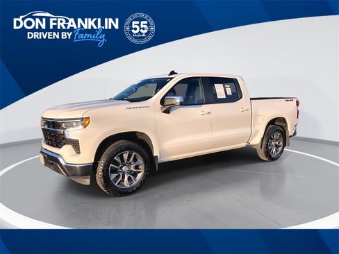 Used 2024 Chevrolet Silverado 1500 LT image 1