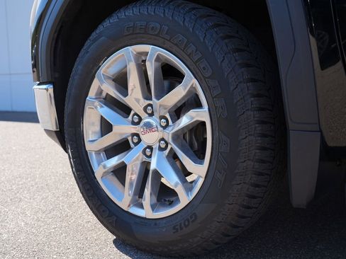 Used 2019 GMC Sierra 1500 SLT w/ SLT Premium Plus Package AWD/4WD image 34