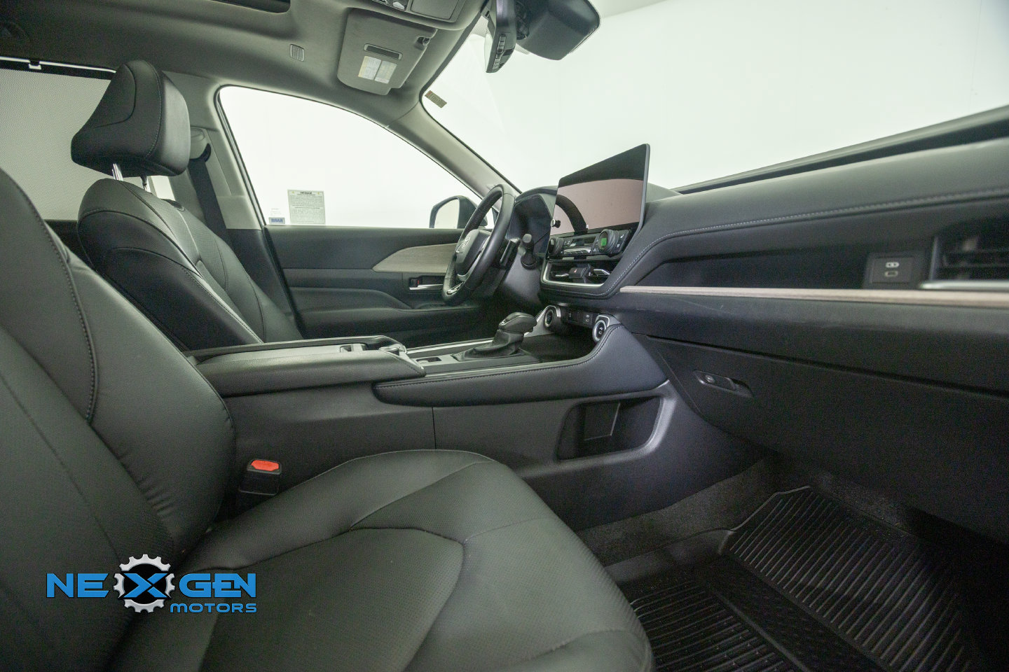 Used 2026 Toyota Grand Highlander AWD image 7