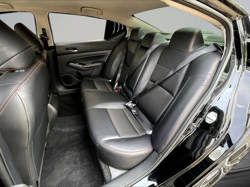 Used 2024 Nissan Altima 2.5 SR FWD image 20