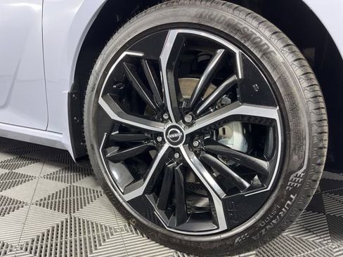 New 2025 Nissan Altima 2.5 SR w/ SR Premium Package image 14