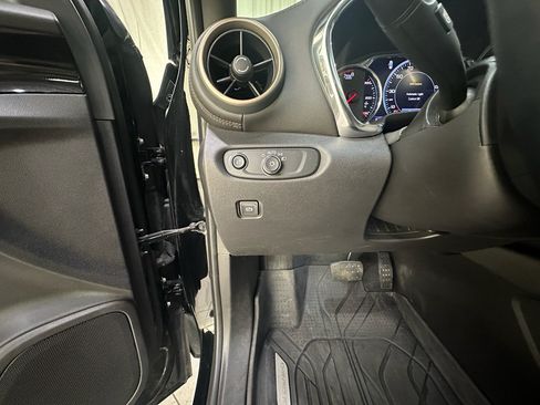 Certified 2024 Chevrolet Blazer Premier w/ LPO, Floor Liner Package AWD/4WD image 24