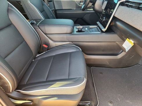 New 2026 GMC Sierra EV Elevation image 27