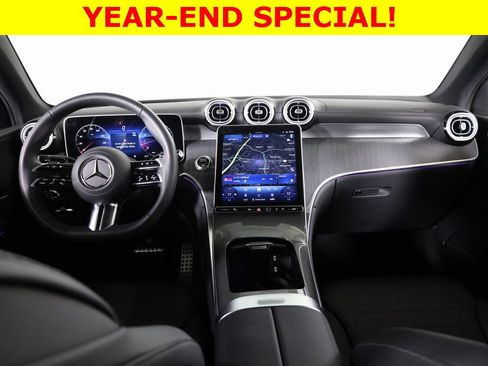Certified 2025 Mercedes-Benz GLC 300 4MATIC image 37