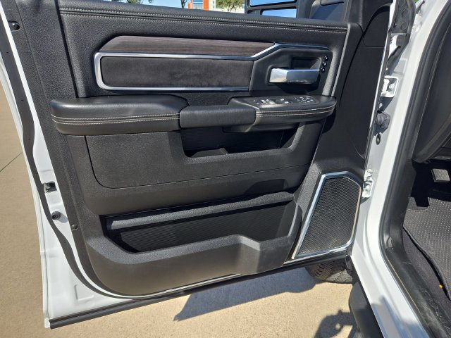 Used 2026 RAM 2500 Laramie AWD/4WD image 21