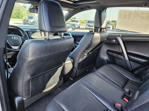 Used 2017 Toyota RAV4 SE AWD/4WD image 24