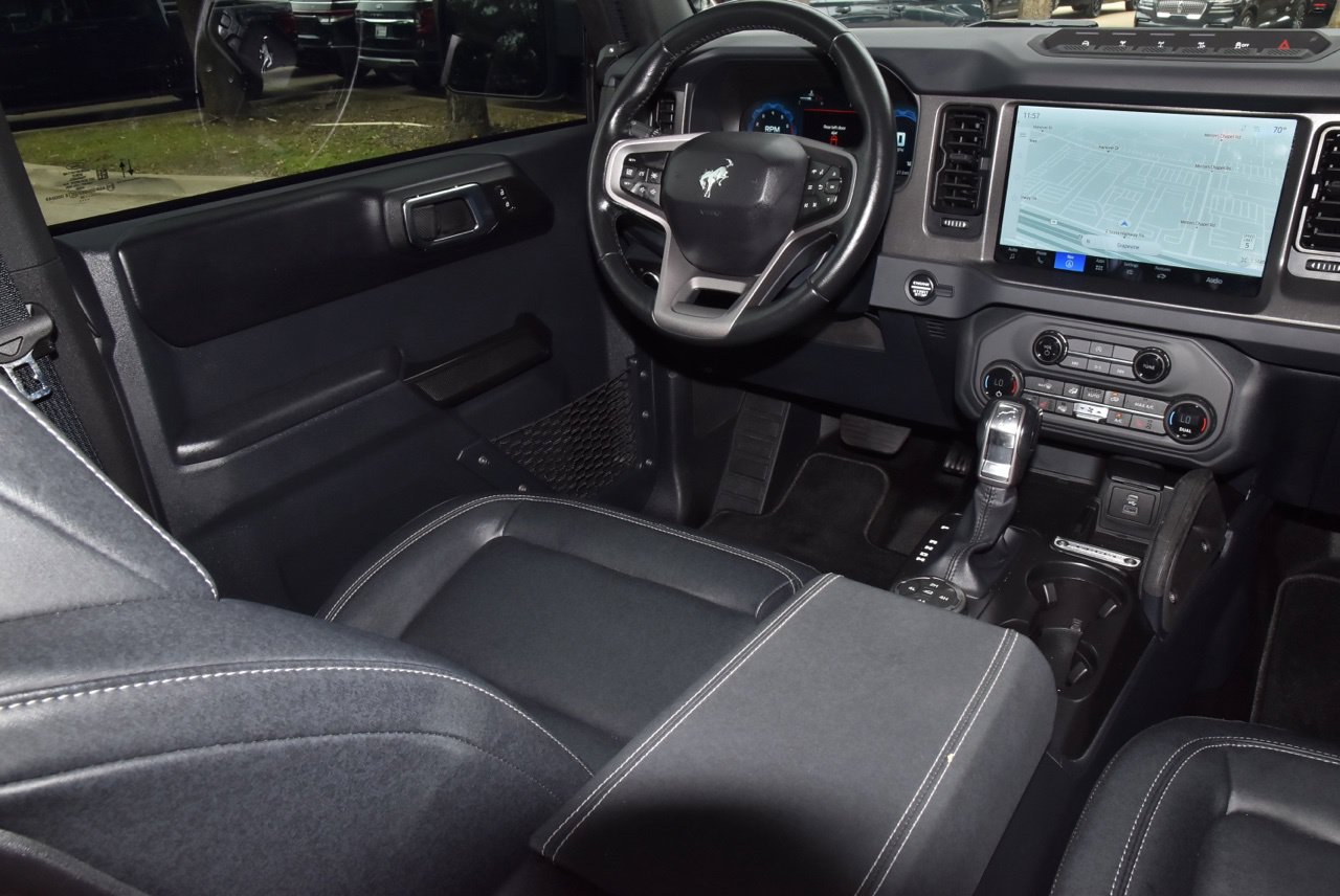Used 2025 Ford Bronco Badlands AWD/4WD image 15
