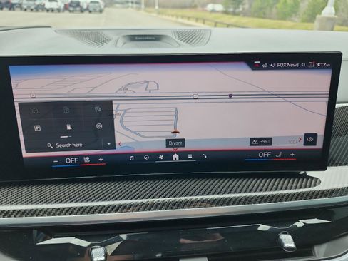 Used 2025 BMW X5 M60i image 18