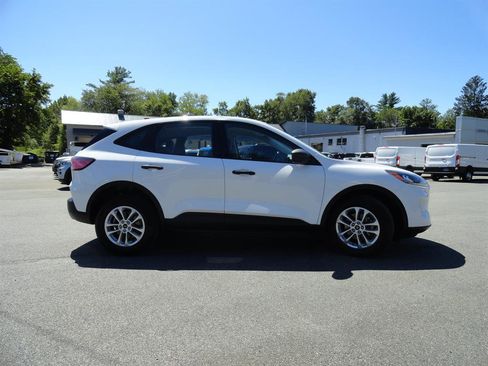 Certified 2022 Ford Escape S image 4