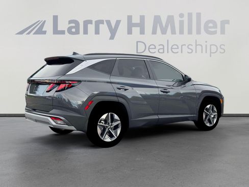 New 2026 Hyundai Tucson SEL FWD image 8