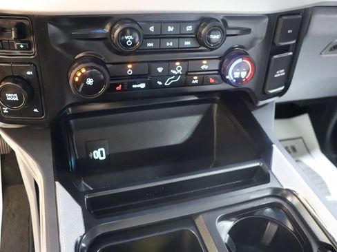 Used 2024 Ford F250 XLT w/ Black Appearance Package AWD/4WD image 69