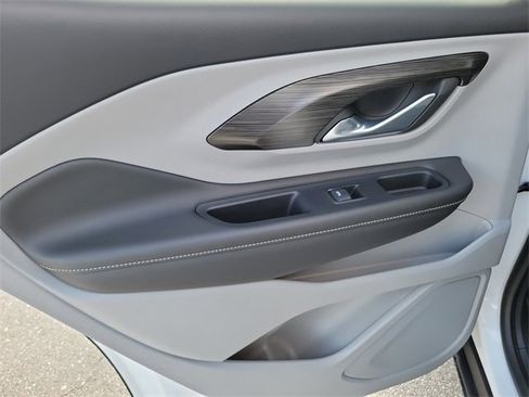 Certified 2024 GMC Terrain SLE image 11