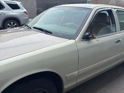 Used 2005 Mercury Grand Marquis GS RWD image 5