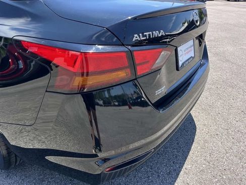 Used 2023 Nissan Altima 2.5 S FWD image 10