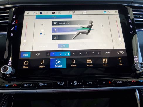 New 2026 Jeep Grand Wagoneer L Limited AWD/4WD image 30