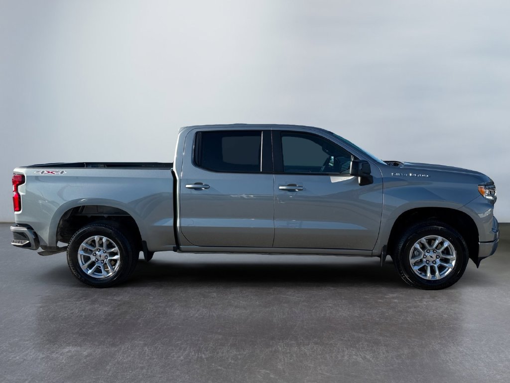 Used 2026 Chevrolet Silverado 1500 RST AWD/4WD image 2