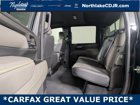 Used 2024 Chevrolet Silverado 2500 ZR2 w/ Technology Package image 23