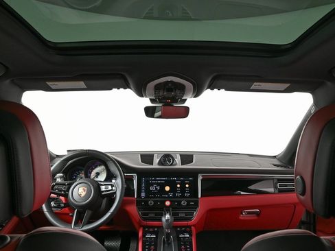 New 2026 Porsche Macan S image 26