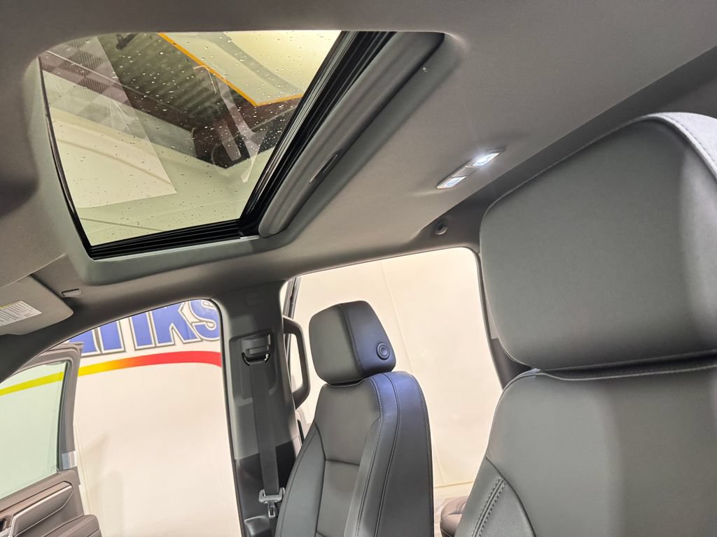 New 2026 Chevrolet Silverado 1500 RST AWD/4WD image 13