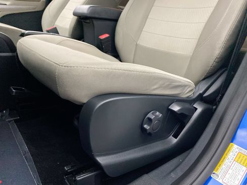 Used 2021 Ford EcoSport S FWD image 13