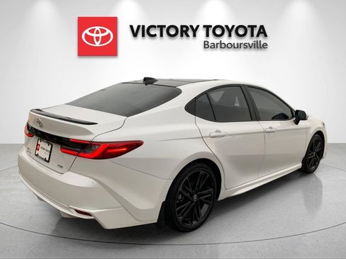 Used 2025 Toyota Camry XSE FWD image 7
