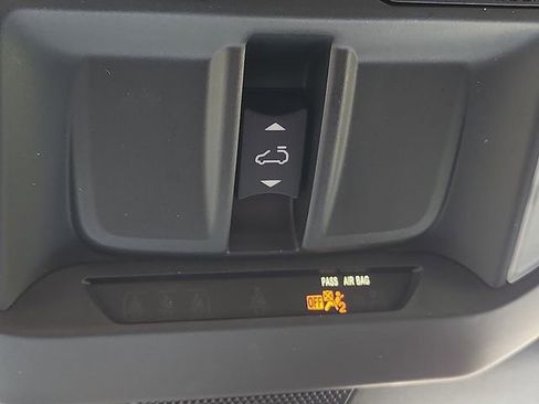 Certified 2025 Subaru Forester Premium AWD/4WD image 21